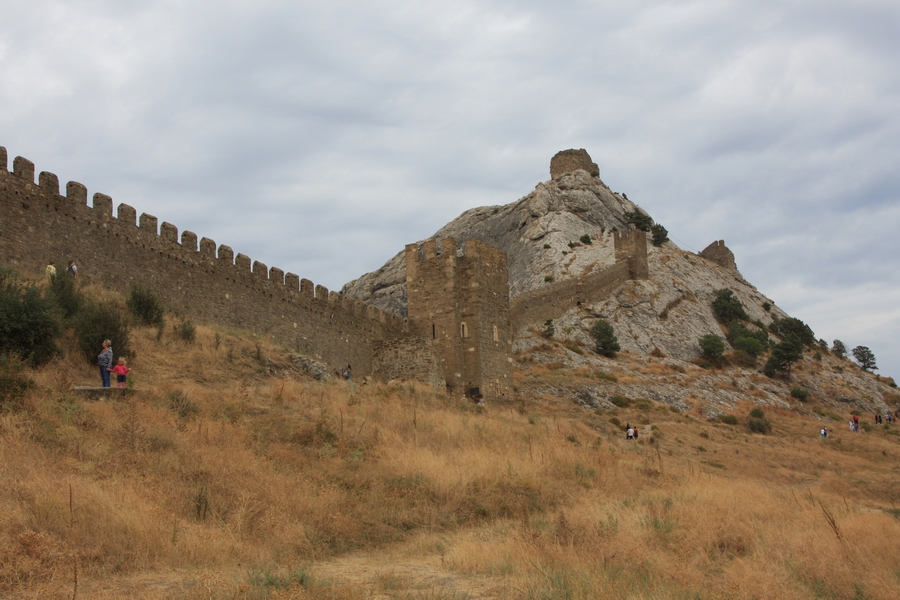 IMG_3588 Георгиевская и верхняя безымянная цитадели.jpg