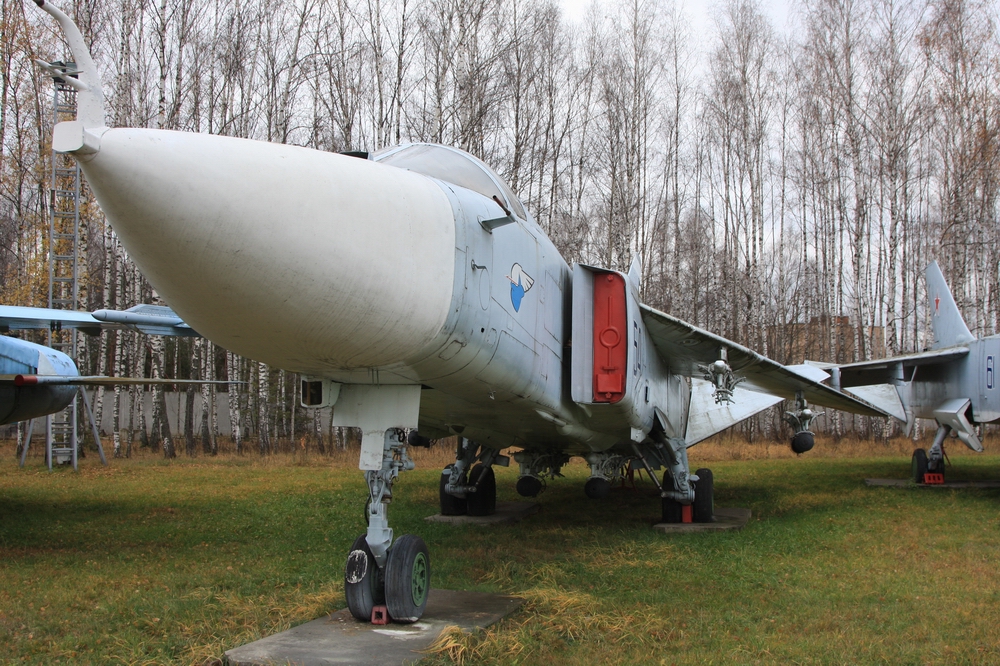 IMG_4749 Су-24.jpg