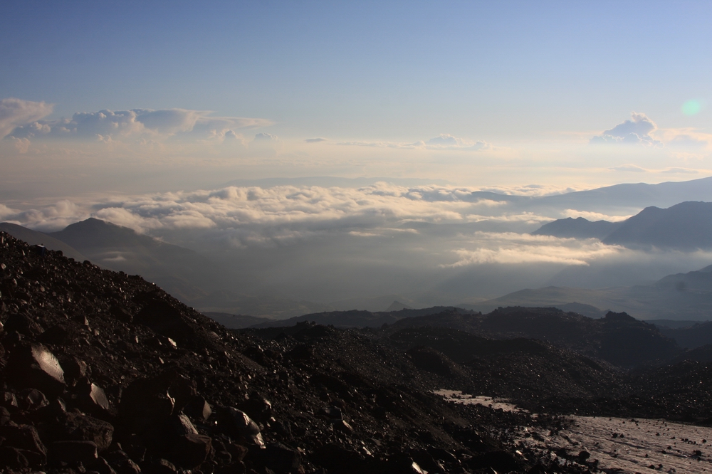 IMG_2645 Вид вниз от Северного приюта.JPG