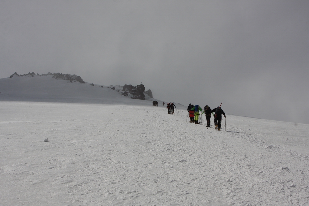 IMG_2666 Ближе к скалам Ленца появились облака.JPG