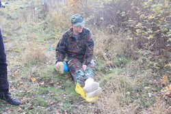 Resize of IMG_0154 Гриша делится сапогами.JPG