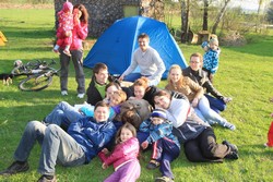 Resize of IMG_4187 Потом все решили почитать и поспать.JPG