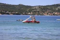 Resize of IMG_8461 Зато здесь есть водные атракционы.JPG