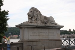 Resize of IMG_6075 Лев, охраняющий цепной мост.JPG