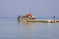 Resize of IMG_6517 Привезли туристов купаться....JPG